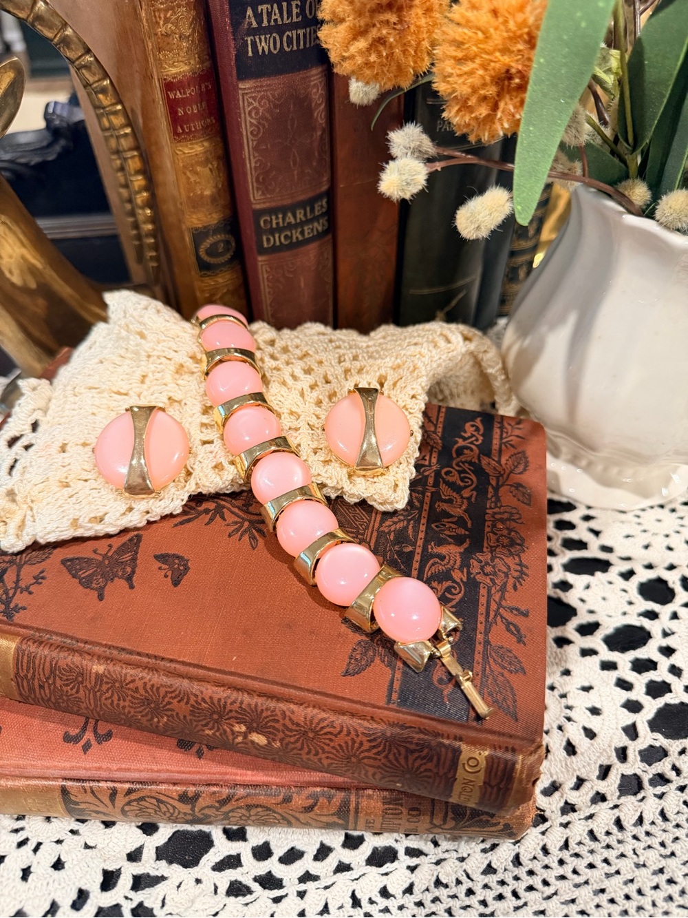 Vintage 1950s Pink and Gold-Tone Beaded Bracelet and Clip-On Earrings Set